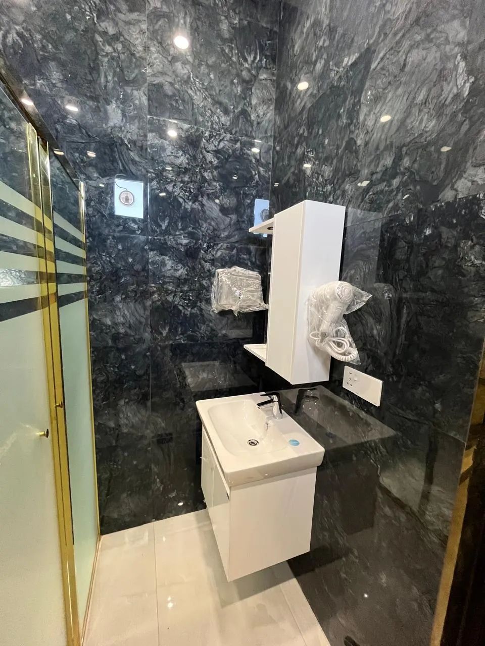 Italian City Villa - Detail 2